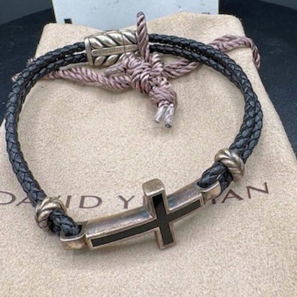 DAVID YURMAN Streamline® Cross Station Leather Bracelet - Picture 3 of 8